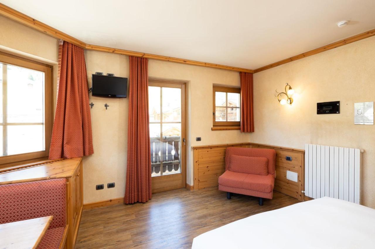Hotel La Pastorella Ливиньо Экстерьер фото